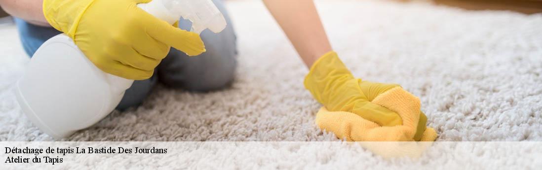 Détachage de tapis  la-bastide-des-jourdans-84240 Atelier du Tapis